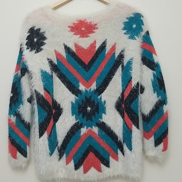 Boho Southwestern Fuzzy Soft Sweater Small - Picture 3 of 5